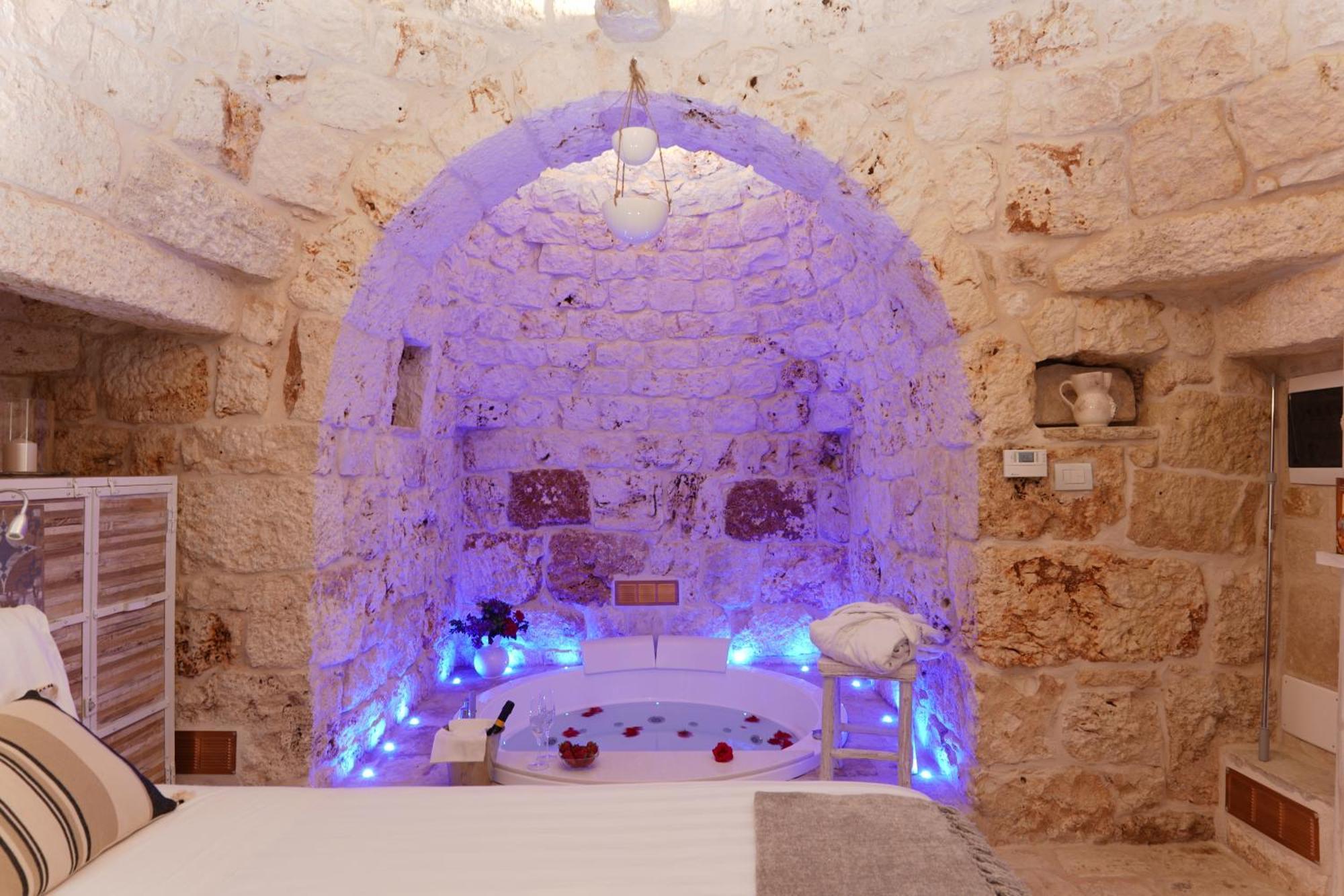 Relais Il Trullo Della Rupe Hotel Ostuni Eksteriør billede