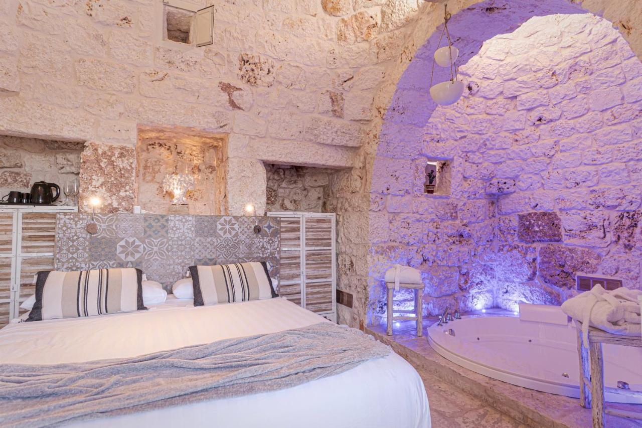 Relais Il Trullo Della Rupe Hotel Ostuni Eksteriør billede